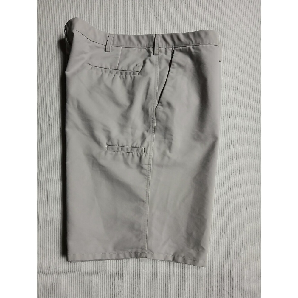 Haggar Mens Gray Flat Front Shorts Repreve Recycled Blend Size 44 WPL 386